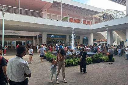 Centro Comercial Macroplaza Puerto Vallarta